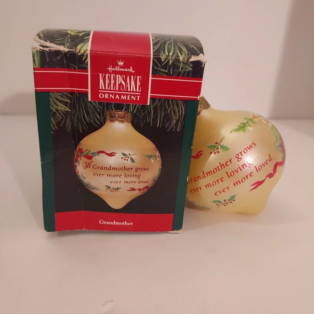 Vintage Hallmark Keepsake Ornament Grandmother, Glass, Dated 1991